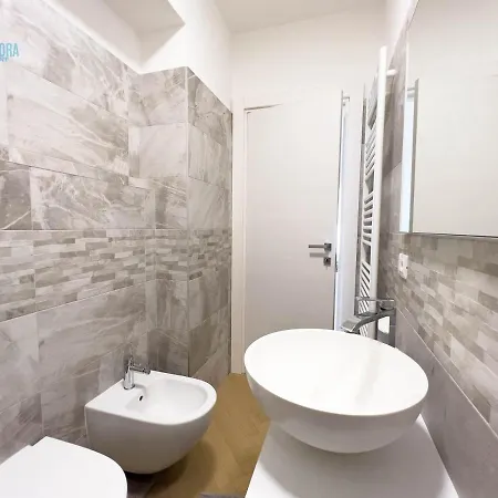 Appartement San Maurizio Tirabora Short Rent Trieste