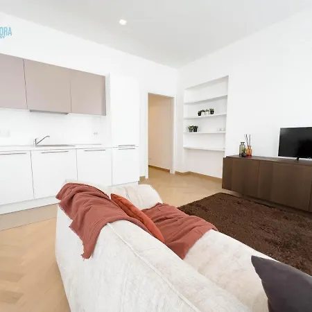 San Maurizio Tirabora Short Rent * Triest